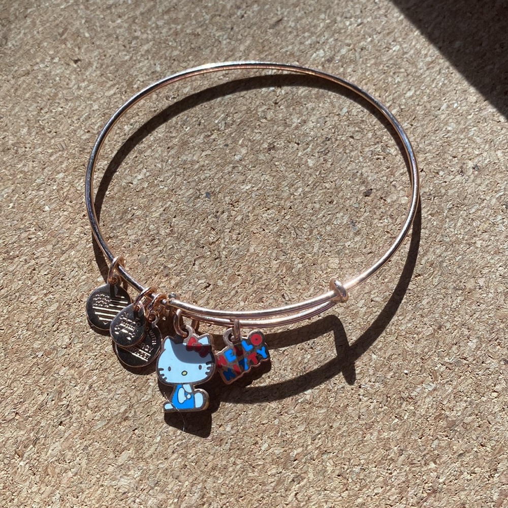 Rose gold hello kitty bangle